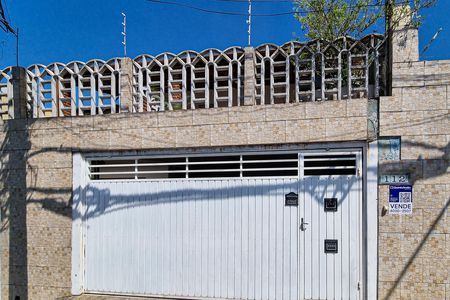 Casa para alugar com 141m², 4 quartos e 2 vagasFachada e Placa