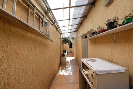 Casa para alugar com 141m², 4 quartos e 2 vagasCorredor
