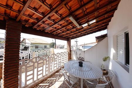 Casa para alugar com 141m², 4 quartos e 2 vagasÁrea gourmet