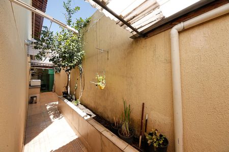 Casa para alugar com 141m², 4 quartos e 2 vagasCorredor