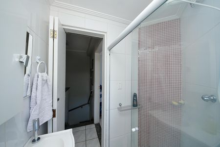 Casa para alugar com 141m², 4 quartos e 2 vagasBanheiro