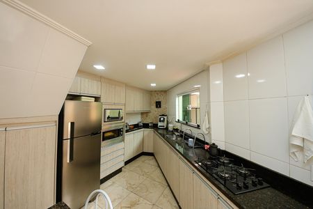 Casa para alugar com 141m², 4 quartos e 2 vagasCozinha