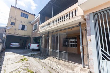 Casa à venda com 184m², 3 quartos e 2 vagas Casa à venda com 184m², 3 quartos e 2 vagasEntrada