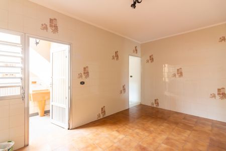 Casa à venda com 184m², 3 quartos e 2 vagas Casa à venda com 184m², 3 quartos e 2 vagasCozinha