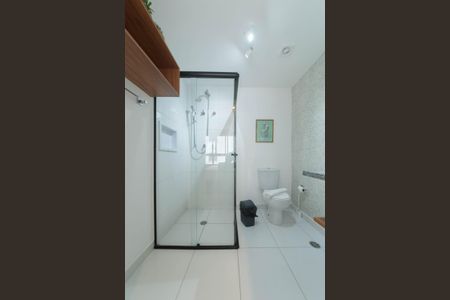 Studio à venda com 28m², 1 quarto e sem vaga Studio à venda com 28m², 1 quarto e sem vagaBanheiro