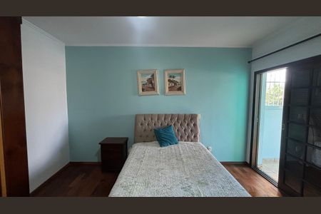 Casa à venda com 240m², 4 quartos e 2 vagasSuíte 3