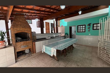 Casa à venda com 240m², 4 quartos e 2 vagasQuintal - Area Gourmet