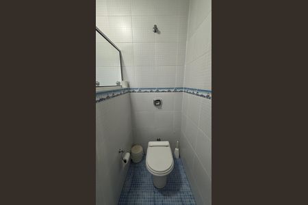 Casa à venda com 240m², 4 quartos e 2 vagasBanheiro da Suíte 3