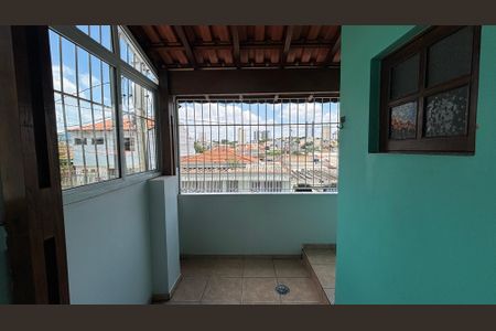 Casa à venda com 240m², 4 quartos e 2 vagasBanheiro da Suíte 3 Varanda