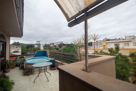 Apartamento à venda com 210m², 3 quartos e 2 vagasÁrea comum - Piscina