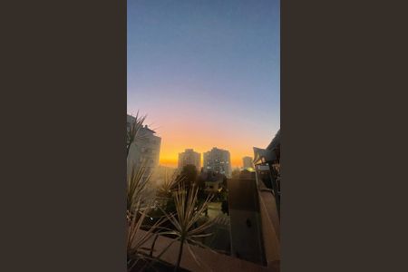 Apartamento à venda com 210m², 3 quartos e 2 vagasVista