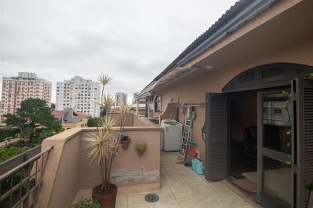 Apartamento à venda com 210m², 3 quartos e 2 vagasÁrea comum - Piscina