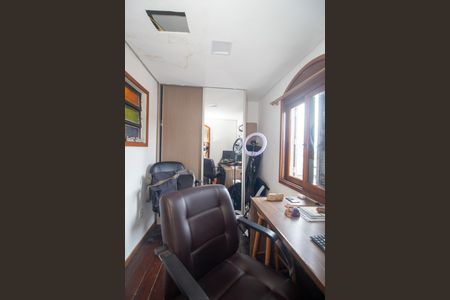 Apartamento à venda com 210m², 3 quartos e 2 vagasEscritório