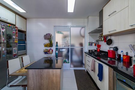 Apartamento à venda com 96m², 3 quartos e 2 vagasCozinha