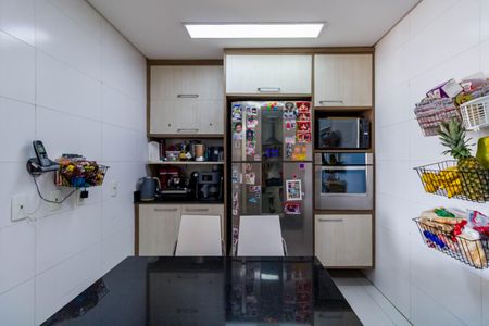 Apartamento à venda com 96m², 3 quartos e 2 vagasCozinha