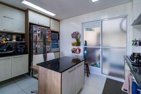 Apartamento à venda com 96m², 3 quartos e 2 vagasCozinha