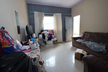 Casa para alugar com 160m², 3 quartos e 4 vagasSala