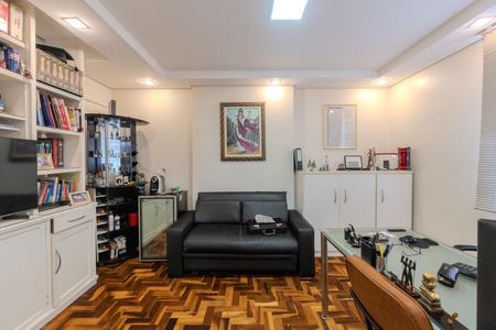 Apartamento à venda com 165m², 3 quartos e 1 vagaEscritório