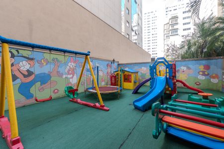 Apartamento à venda com 165m², 3 quartos e 1 vagaÁrea comum - Playground