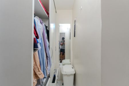 Apartamento à venda com 165m², 3 quartos e 1 vagaCloset da suíte 1