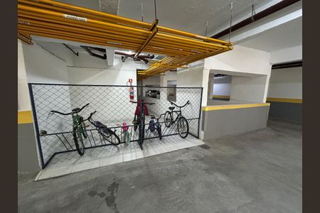 Apartamento para alugar com 64m², 2 quartos e 1 vagaÁrea comum