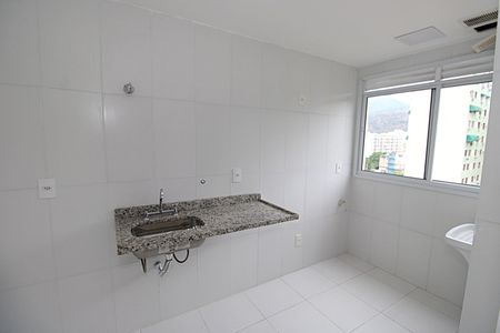 Apartamento para alugar com 64m², 2 quartos e 1 vagaCozinha