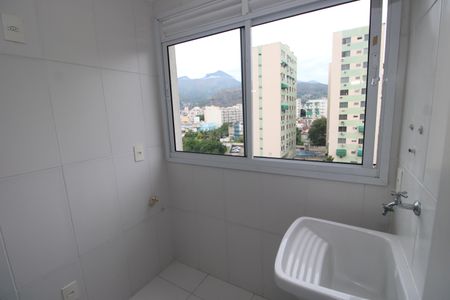 Apartamento para alugar com 64m², 2 quartos e 1 vagaÁrea de Serviço