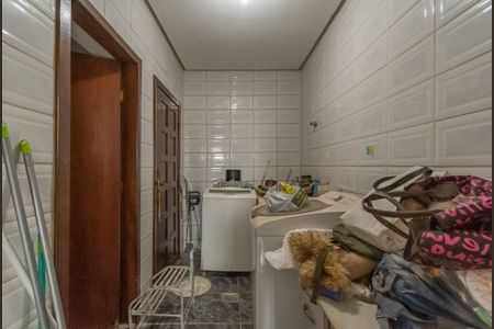 Casa à venda com 315m², 3 quartos e 3 vagas Casa à venda com 315m², 3 quartos e 3 vagasÁrea de Serviço