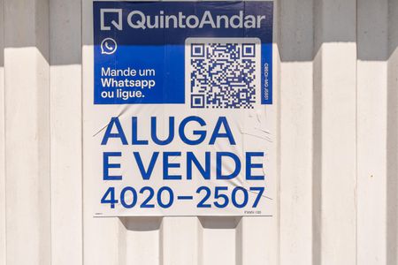 Casa à venda com 315m², 3 quartos e 3 vagas Casa à venda com 315m², 3 quartos e 3 vagasPlaca Instalada