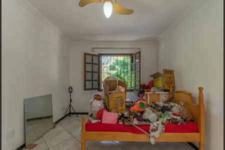 Casa à venda com 315m², 3 quartos e 3 vagas Casa à venda com 315m², 3 quartos e 3 vagasSuíte 2