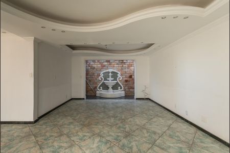 Casa à venda com 315m², 3 quartos e 3 vagas Casa à venda com 315m², 3 quartos e 3 vagasSala