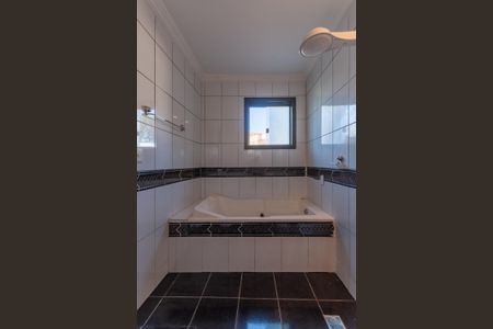 Casa à venda com 315m², 3 quartos e 3 vagas Casa à venda com 315m², 3 quartos e 3 vagasBanheiro Suíte 1