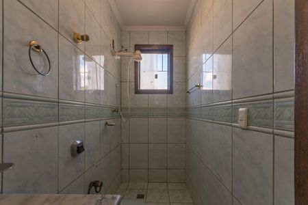 Casa à venda com 315m², 3 quartos e 3 vagas Casa à venda com 315m², 3 quartos e 3 vagasBanheiro Social