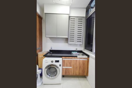 Apartamento à venda com 130m², 3 quartos e 2 vagasÁrea de Serviço