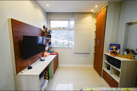 Apartamento à venda com 130m², 3 quartos e 2 vagasQuarto 1