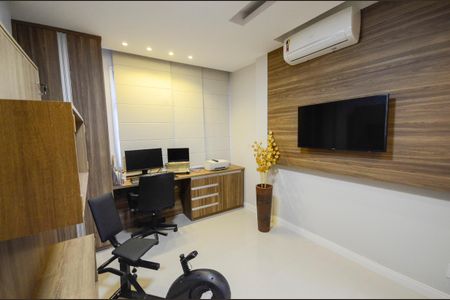 Apartamento à venda com 130m², 3 quartos e 2 vagasQuarto 2