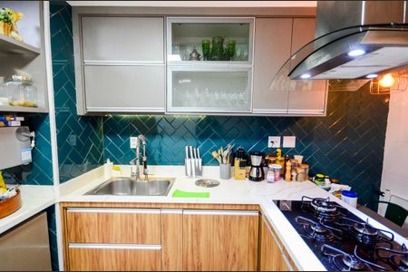 Apartamento à venda com 130m², 3 quartos e 2 vagasCozinha