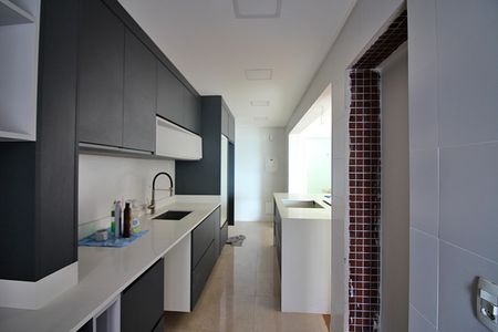 Apartamento à venda com 127m², 3 quartos e 2 vagasCozinha e Área de Serviço