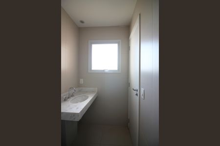 Apartamento à venda com 127m², 3 quartos e 2 vagasBanheiro da Suíte 1 