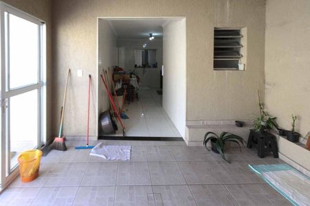 Casa à venda com 300m², 3 quartos e 3 vagas Casa à venda com 300m², 3 quartos e 3 vagasQuarto de Serviço