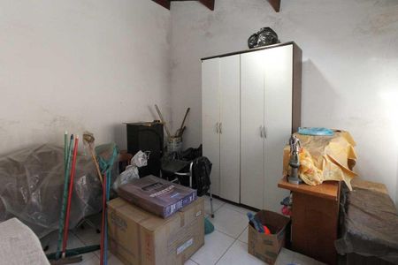 Casa à venda com 300m², 3 quartos e 3 vagas Casa à venda com 300m², 3 quartos e 3 vagasQuarto de Serviço