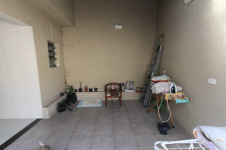 Casa à venda com 300m², 3 quartos e 3 vagas Casa à venda com 300m², 3 quartos e 3 vagasQuarto de Serviço