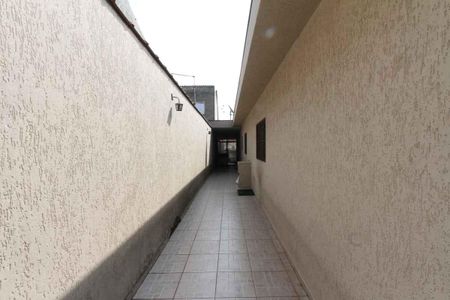 Casa à venda com 300m², 3 quartos e 3 vagas Casa à venda com 300m², 3 quartos e 3 vagasCorredor