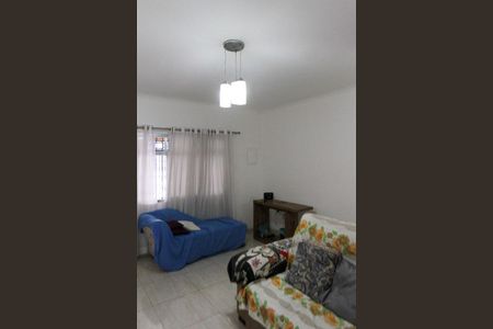 Casa à venda com 300m², 3 quartos e 3 vagas Casa à venda com 300m², 3 quartos e 3 vagasSala