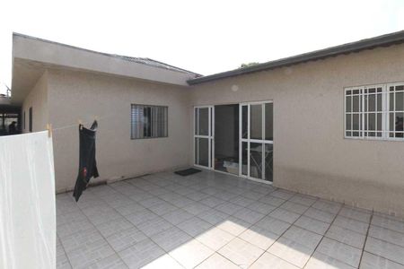 Casa à venda com 300m², 3 quartos e 3 vagas Casa à venda com 300m², 3 quartos e 3 vagasQuintal