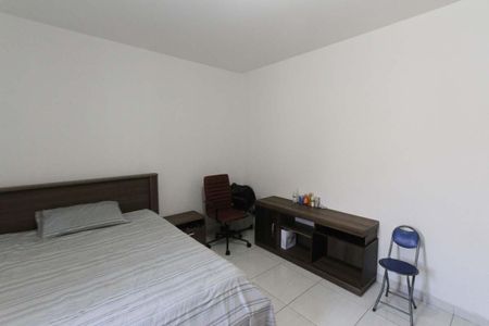 Casa à venda com 300m², 3 quartos e 3 vagas Casa à venda com 300m², 3 quartos e 3 vagasQuarto 03