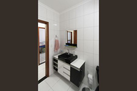 Casa à venda com 300m², 3 quartos e 3 vagas Casa à venda com 300m², 3 quartos e 3 vagasBanheiro