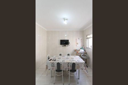 Casa à venda com 300m², 3 quartos e 3 vagas Casa à venda com 300m², 3 quartos e 3 vagasCopa