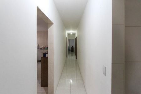 Casa à venda com 300m², 3 quartos e 3 vagas Casa à venda com 300m², 3 quartos e 3 vagasCorredor