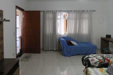 Casa à venda com 300m², 3 quartos e 3 vagas Casa à venda com 300m², 3 quartos e 3 vagasSala